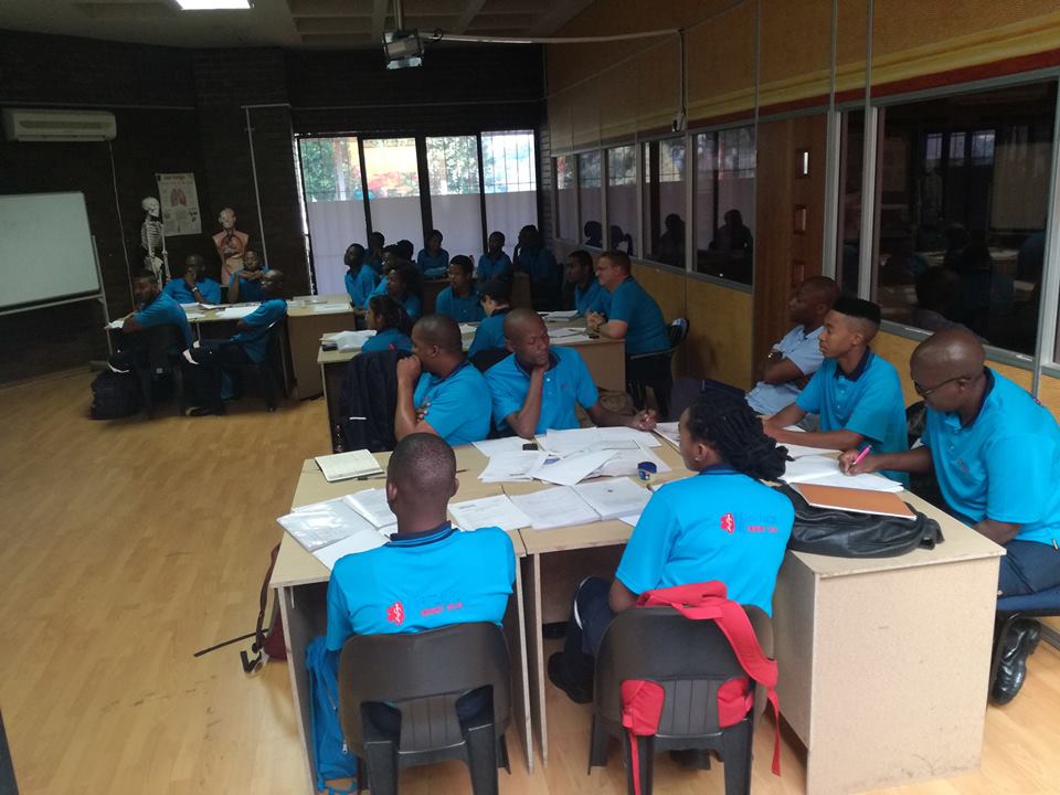 17759766_1888721258010813_3869539153656744338_n